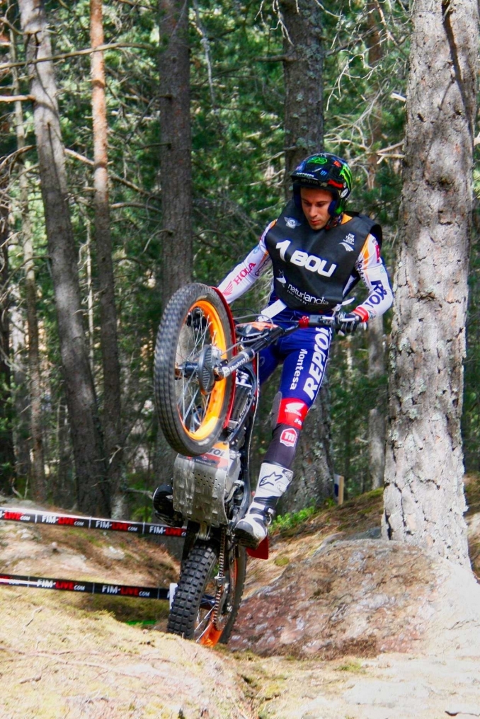 Toni Bou tras ganar su séptimo mundial en el 2013 - Bonaigua - Trial